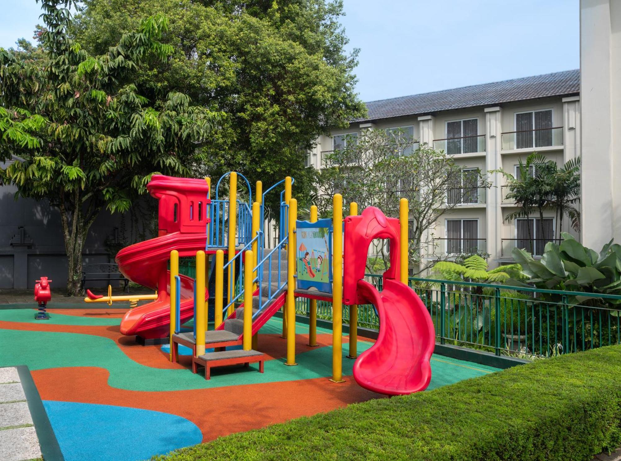 Sheraton Bandung Hotel & Towers Ngoại thất bức ảnh
