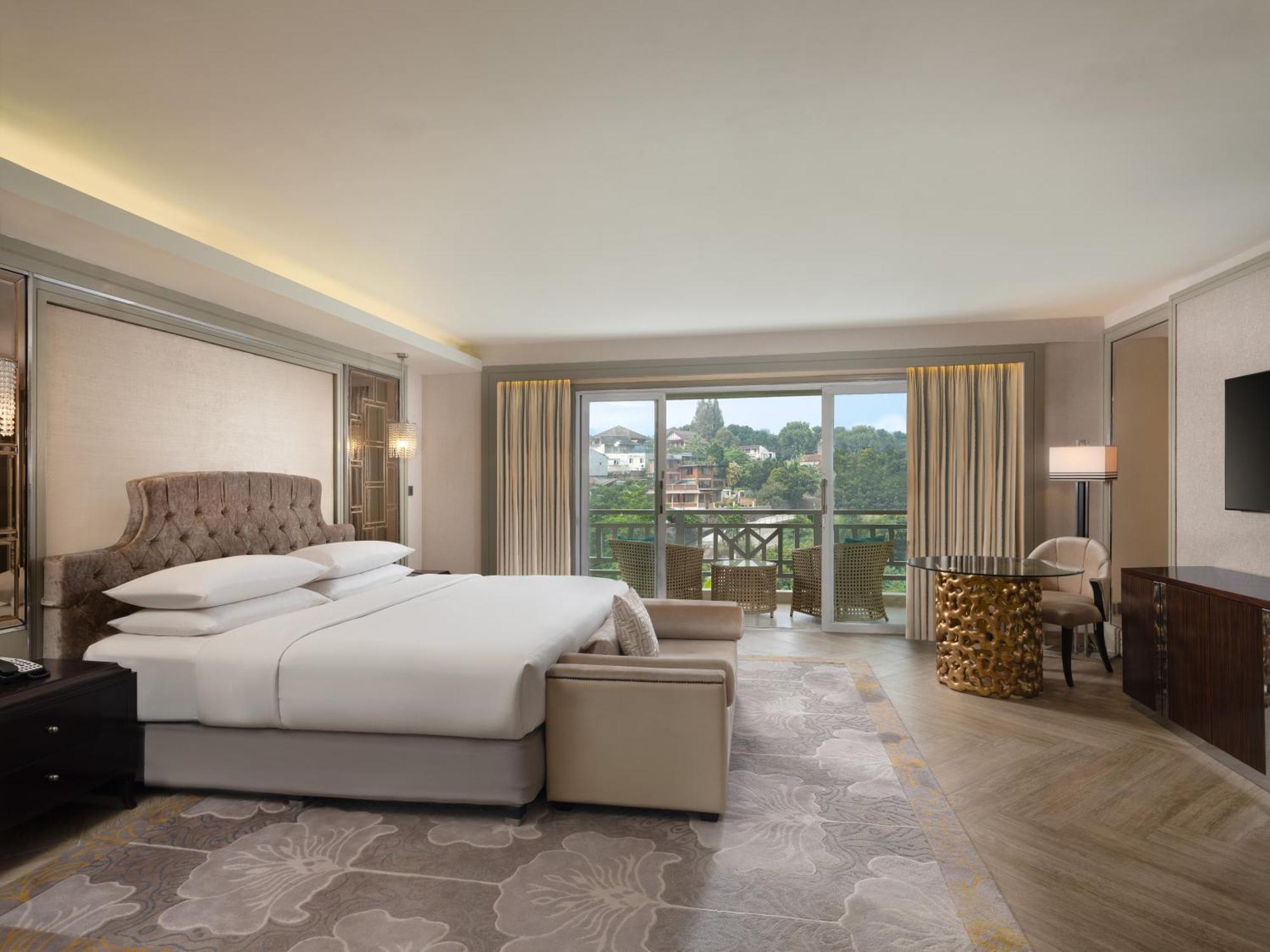 Sheraton Bandung Hotel & Towers Ngoại thất bức ảnh